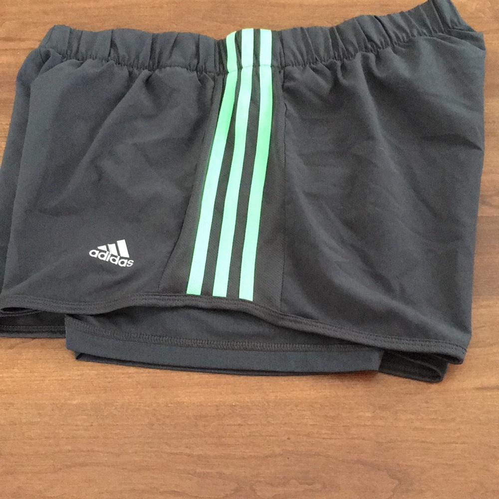 ADIDAS RUNNING SHORTS - Picture 4 of 5